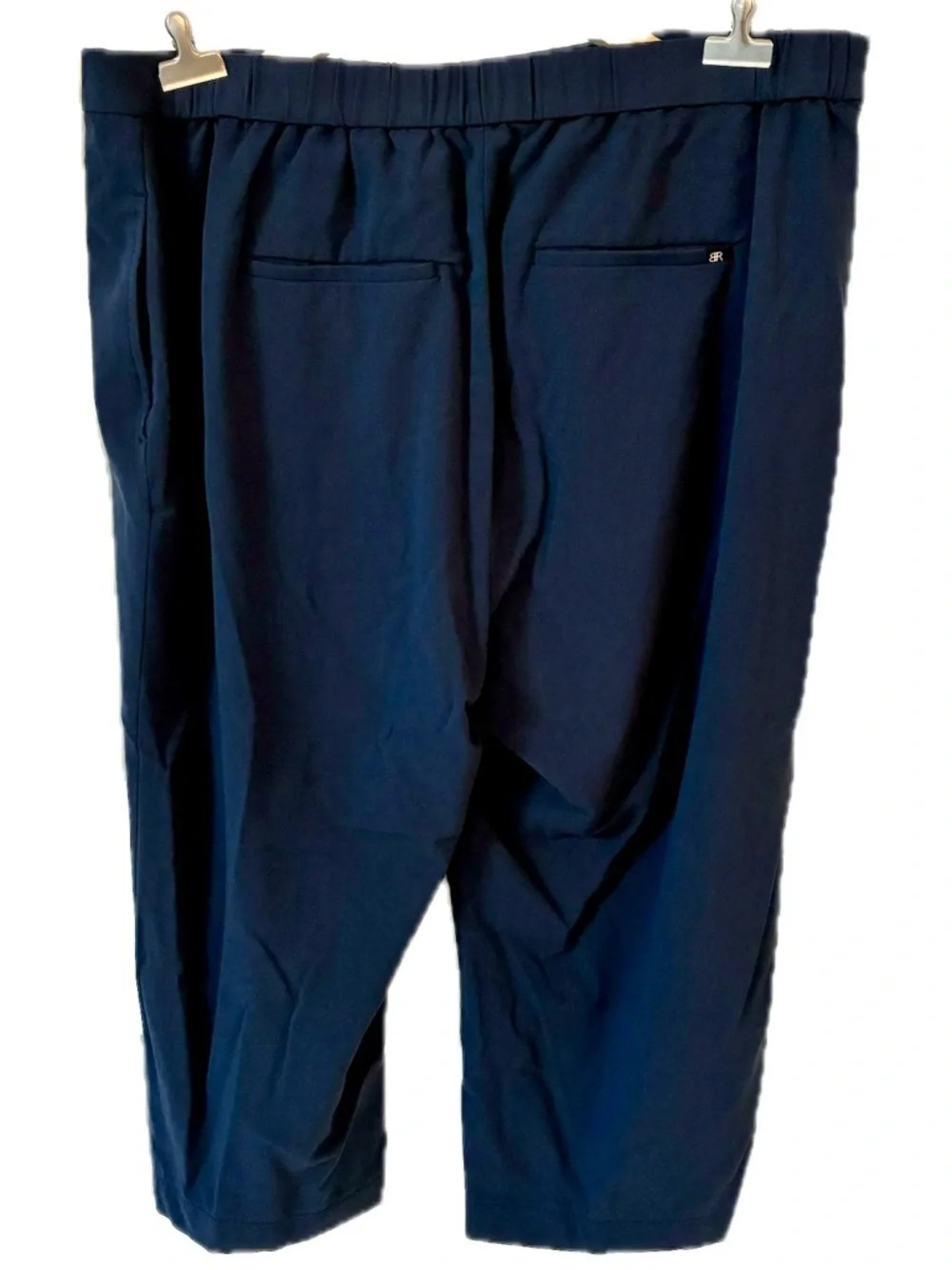Preowned Banana Republic women’s cropped slacks size 16